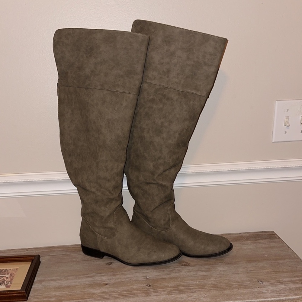 Over the Knee Boots (Wide Calf)